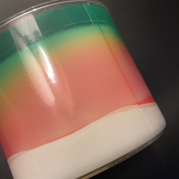 NEW: BERRY WAFFLE CONE 3 Wick Candle Candle Bath & Body Works Summer Ice Cream - Picture 9 of 13